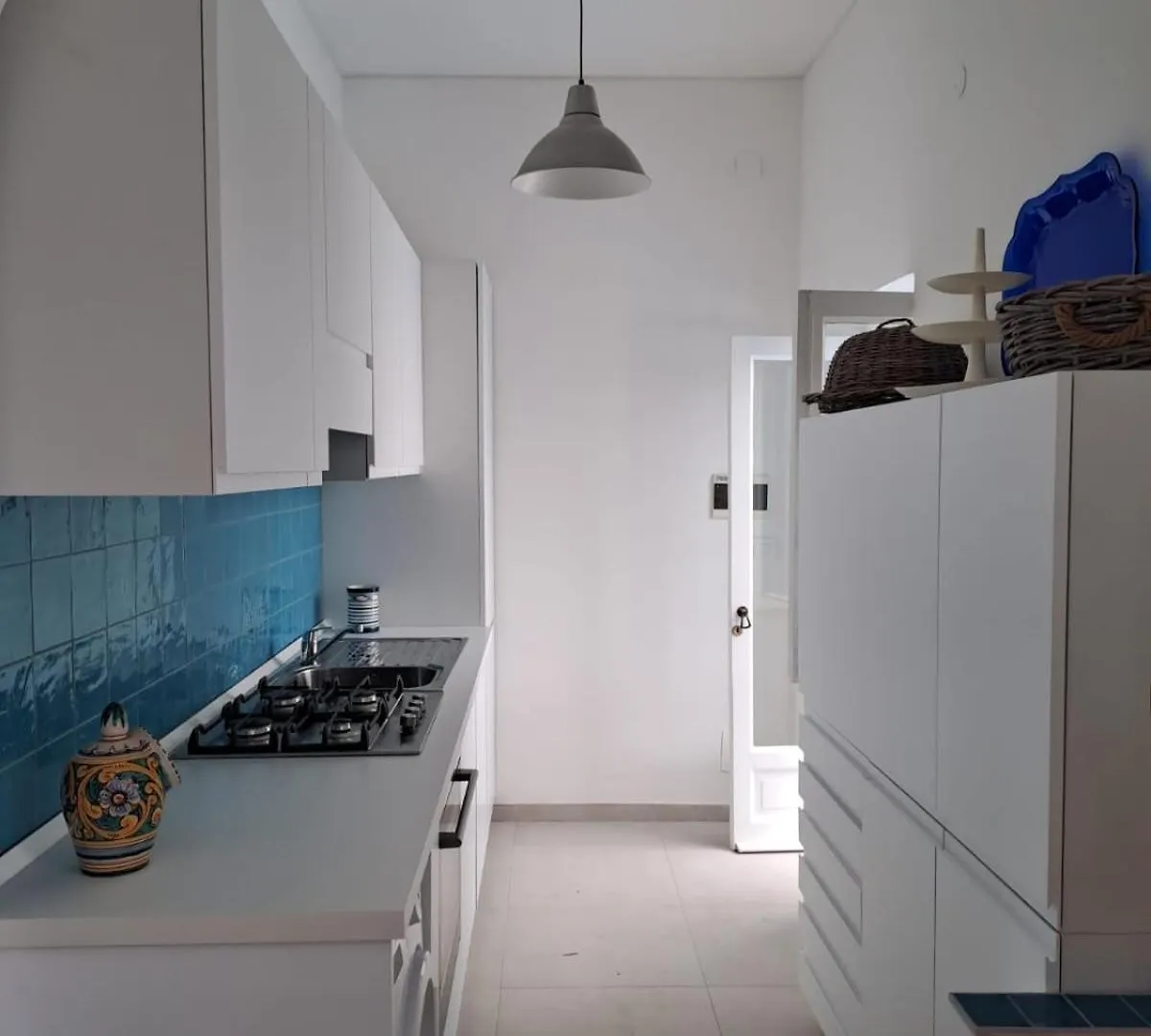 Luxury Villa Just 50 Mt From The Beach Карини
